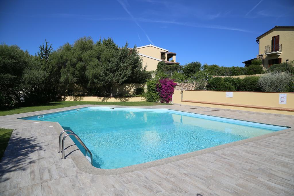 Delia Apartments San Teodoro  Buitenkant foto