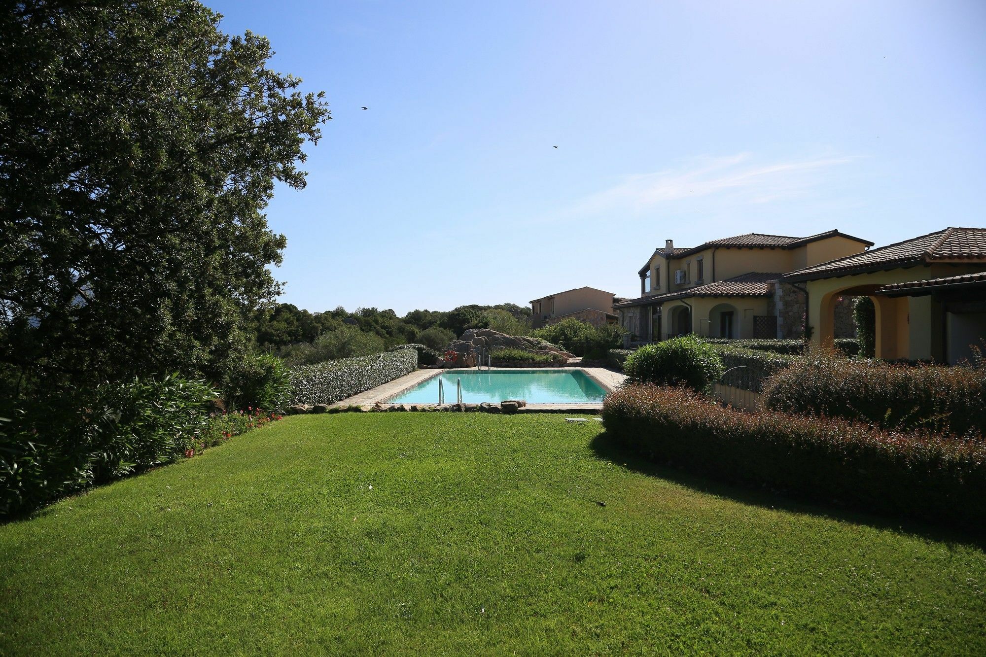 Delia Apartments San Teodoro  Buitenkant foto